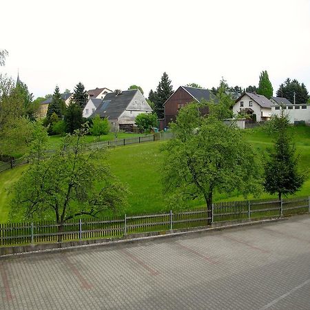 Landhotel Goldener Becher Limabach - Oberfrohna Esterno foto