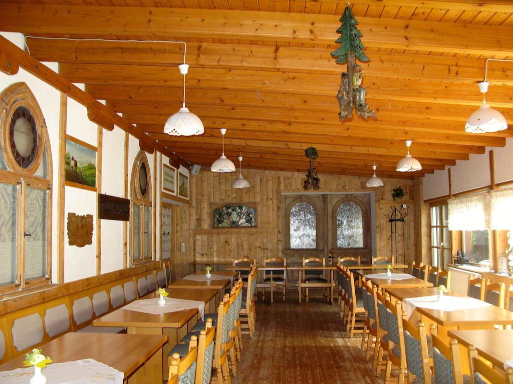 Landhotel Goldener Becher Limabach - Oberfrohna Esterno foto